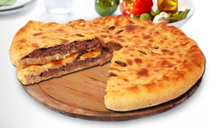 Пирог с мясом и осетинским сыром