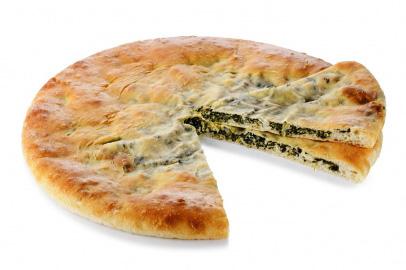 Пирог со шпинатом и осетинским сыром